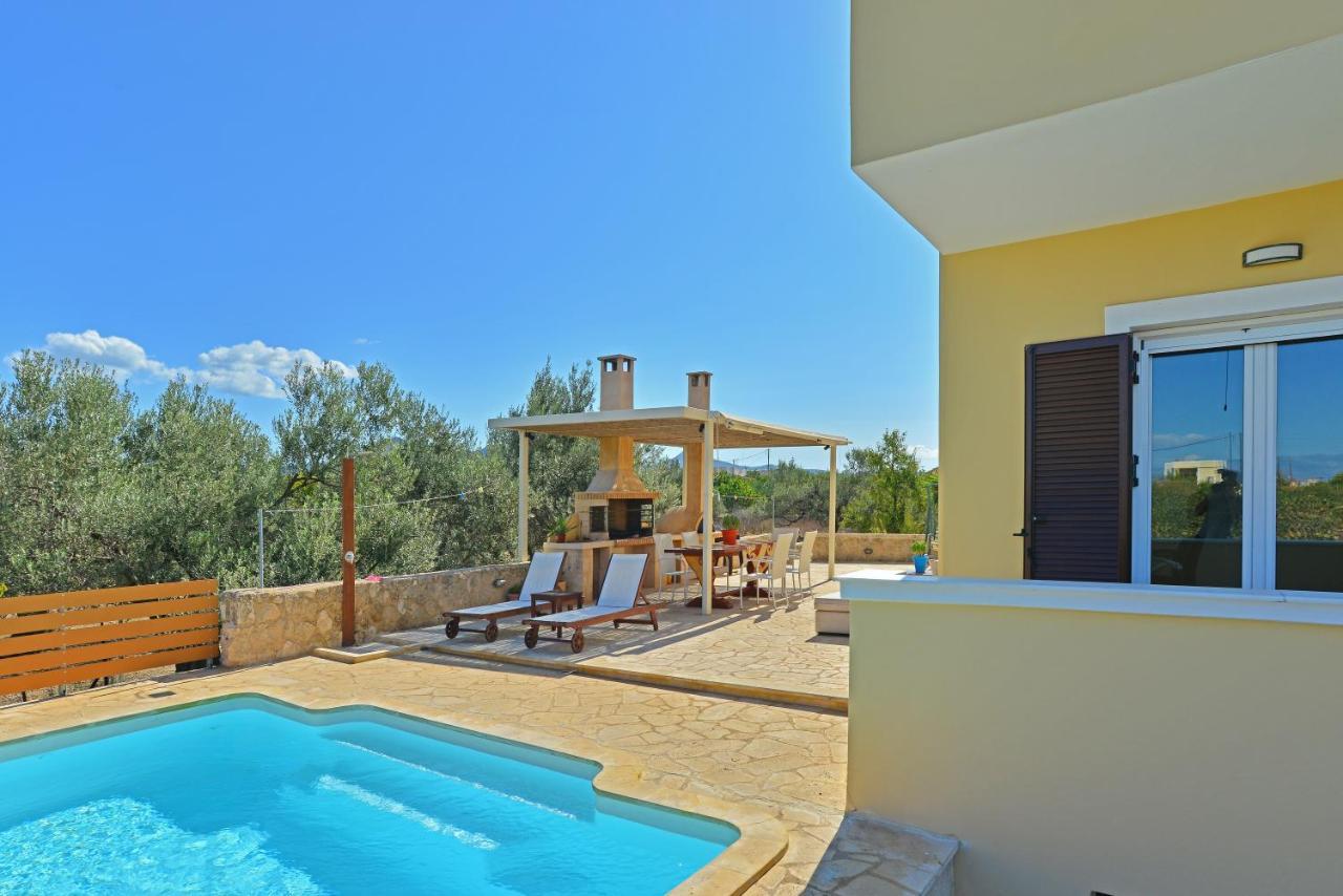 Villa Konstantinos 6 Bedrooms Aegina Esterno foto