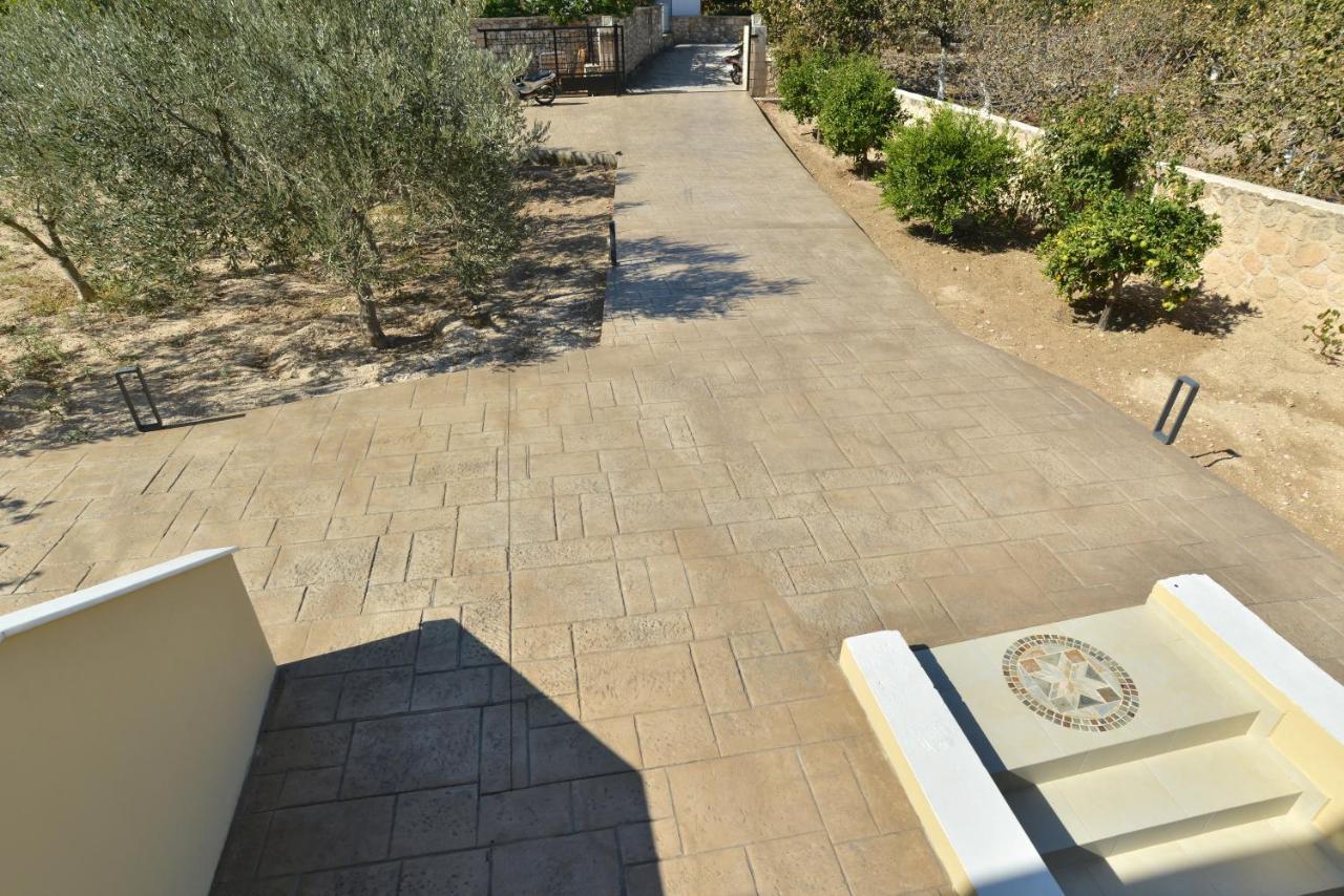 Villa Konstantinos 6 Bedrooms Aegina Esterno foto