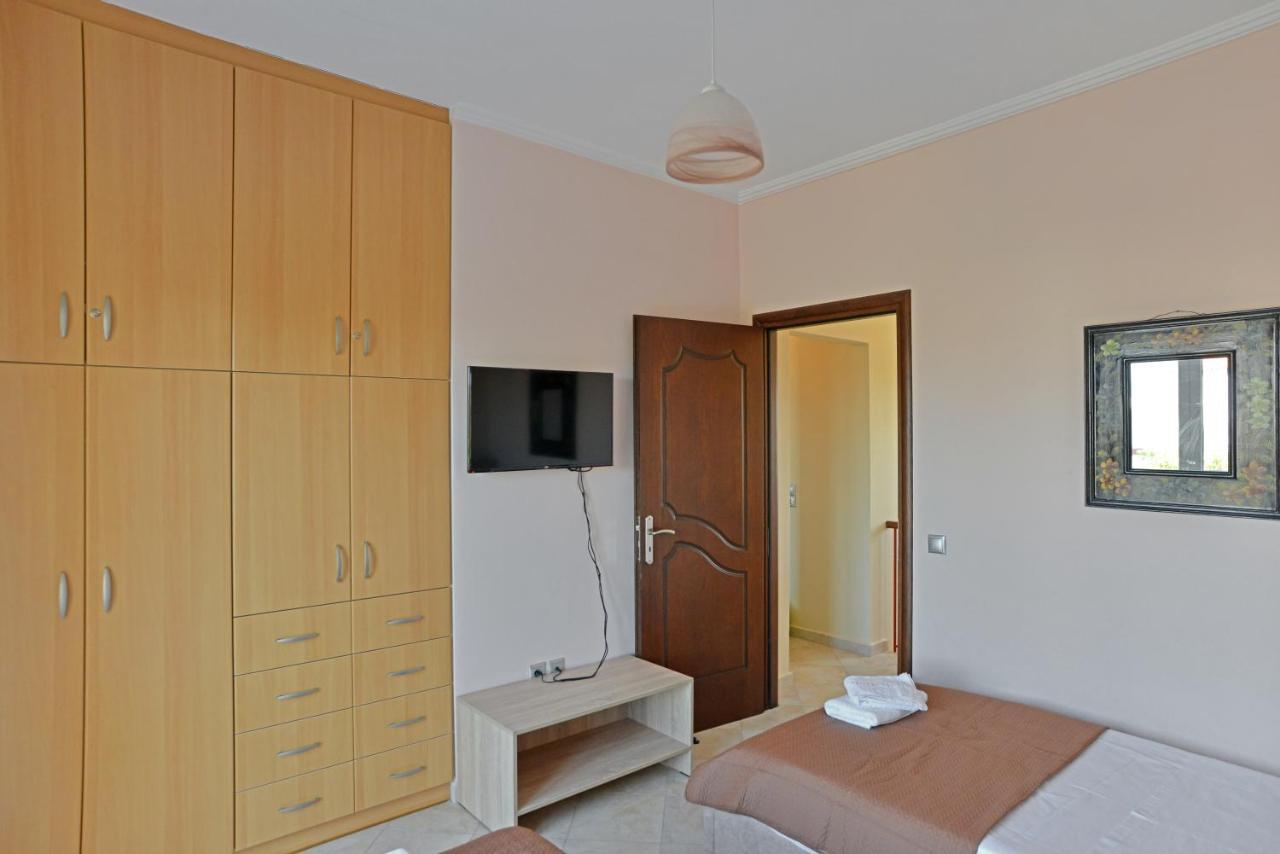 Villa Konstantinos 6 Bedrooms Aegina Esterno foto